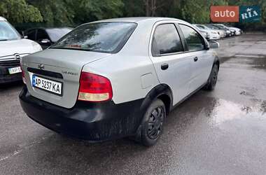 Седан Chevrolet Aveo 2005 в 