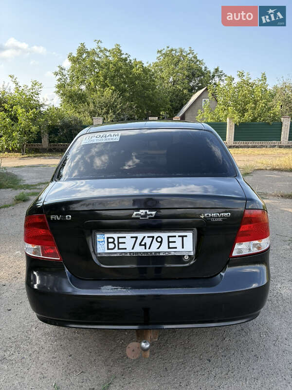 Седан Chevrolet Aveo 2005 в Голованевске