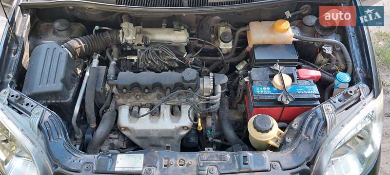 Седан Chevrolet Aveo 2011 в Шостке