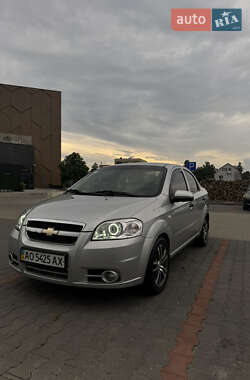 Седан Chevrolet Aveo 2010 в 