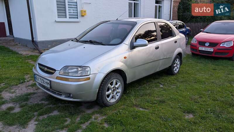 Седан Chevrolet Aveo 2005 в Шепетовке