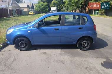 Хэтчбек Chevrolet Aveo 2009 в 