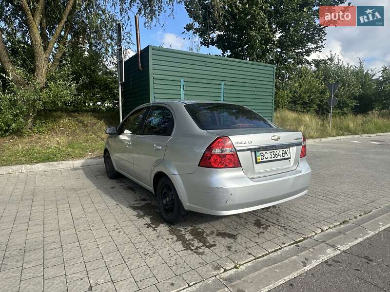 Седан Chevrolet Aveo 2008 в Львові