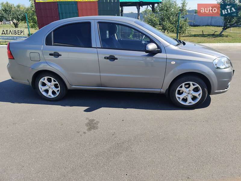 Седан Chevrolet Aveo 2008 в Павлограде