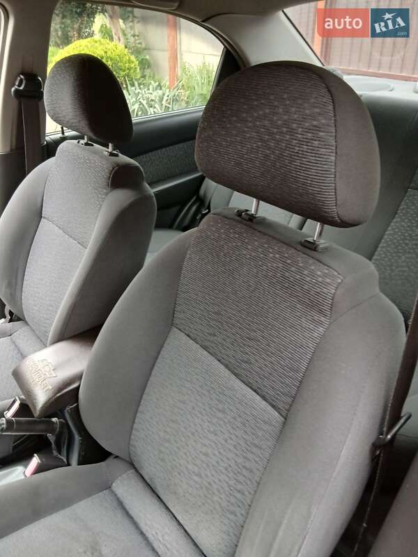 Седан Chevrolet Aveo 2008 в Запорожье
