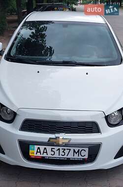 Хэтчбек Chevrolet Aveo 2012 в Никополе