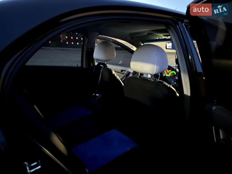 Седан Chevrolet Aveo 2007 в Житомире