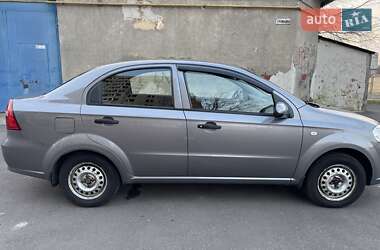 Седан Chevrolet Aveo 2011 в 