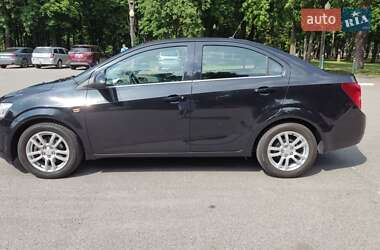 Седан Chevrolet Aveo 2013 в 