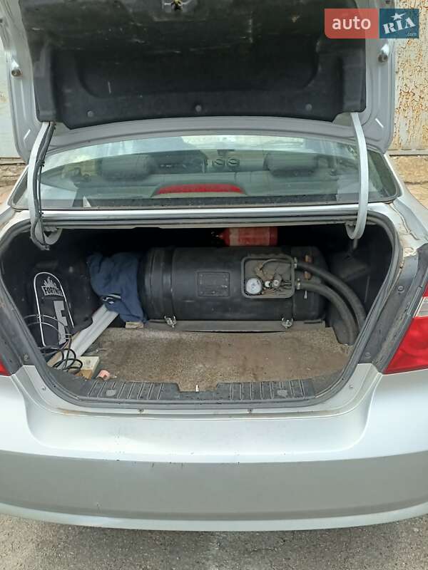 Седан Chevrolet Aveo 2011 в Запорожье