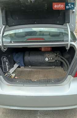 Седан Chevrolet Aveo 2011 в 