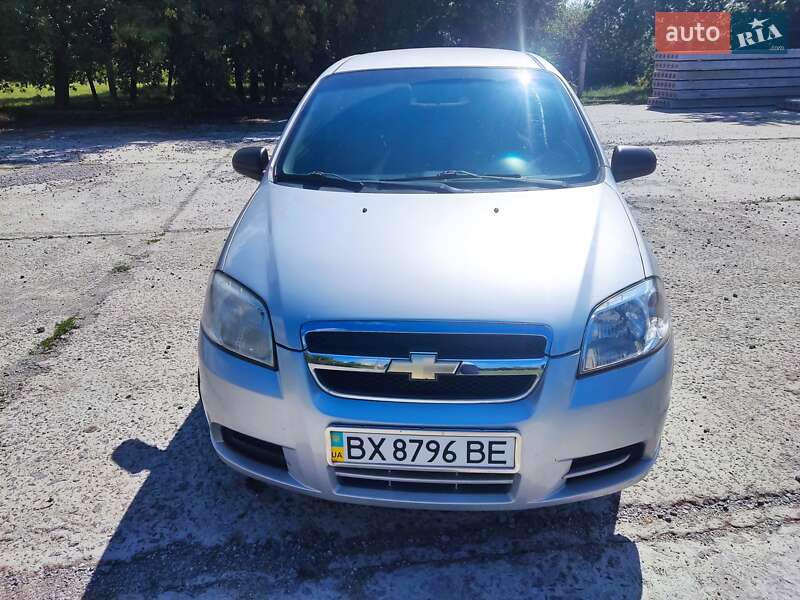Седан Chevrolet Aveo 2008 в Нетішині
