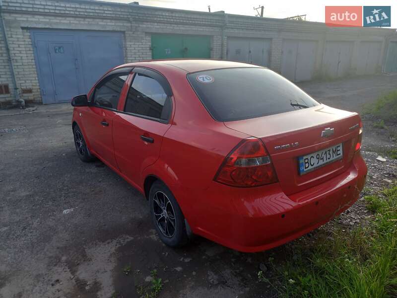 Седан Chevrolet Aveo 2008 в Львові