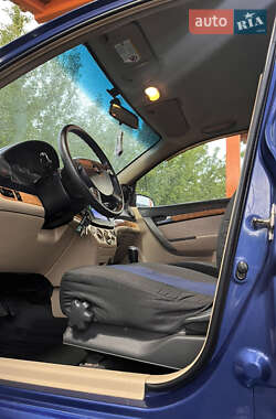 Седан Chevrolet Aveo 2008 в 