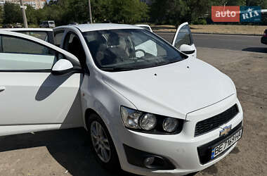 Хэтчбек Chevrolet Aveo 2012 в Николаеве
