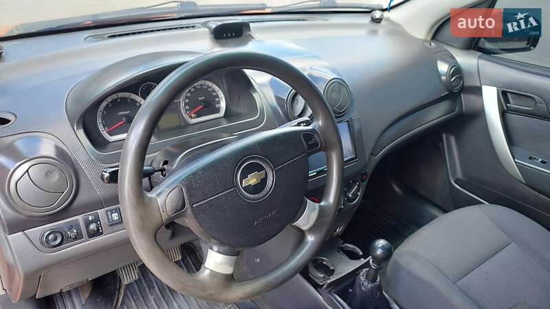Седан Chevrolet Aveo 2006 в Первомайске