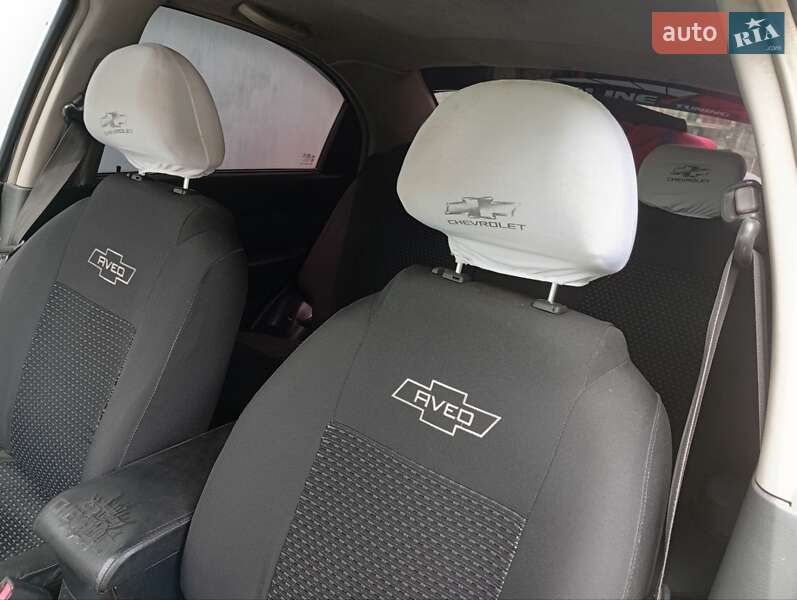 Седан Chevrolet Aveo 2007 в Коростышеве