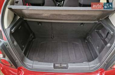 Хэтчбек Chevrolet Aveo 2011 в 