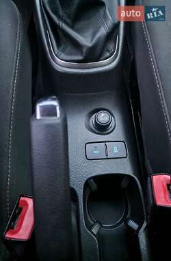 Хэтчбек Chevrolet Aveo 2011 в 