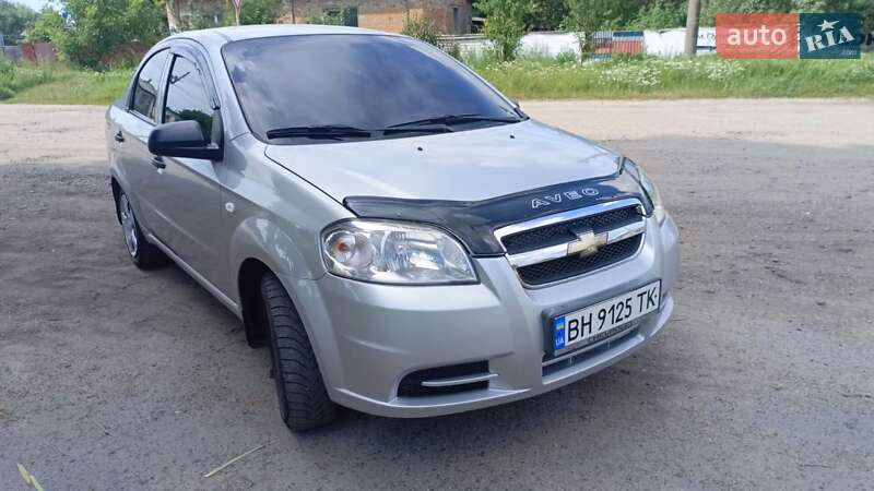 Седан Chevrolet Aveo 2006 в Путивле