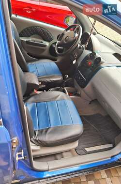 Седан Chevrolet Aveo 2004 в 
