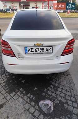 Седан Chevrolet Aveo 2017 в Дніпрі