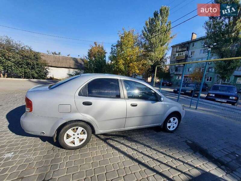Седан Chevrolet Aveo 2006 в Запорожье