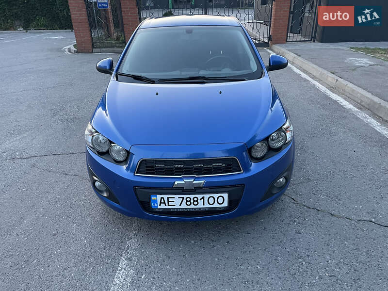 Седан Chevrolet Aveo 2011 в Херсоне