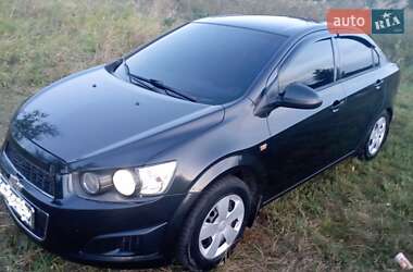 Седан Chevrolet Aveo 2012 в Нежине