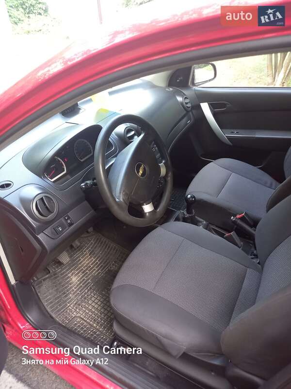 Седан Chevrolet Aveo 2010 в Киеве