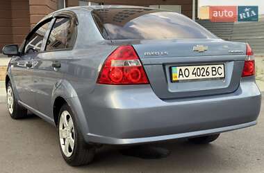 Седан Chevrolet Aveo 2006 в 