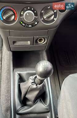 Седан Chevrolet Aveo 2006 в 