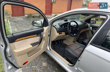 Седан Chevrolet Aveo 2008 в 