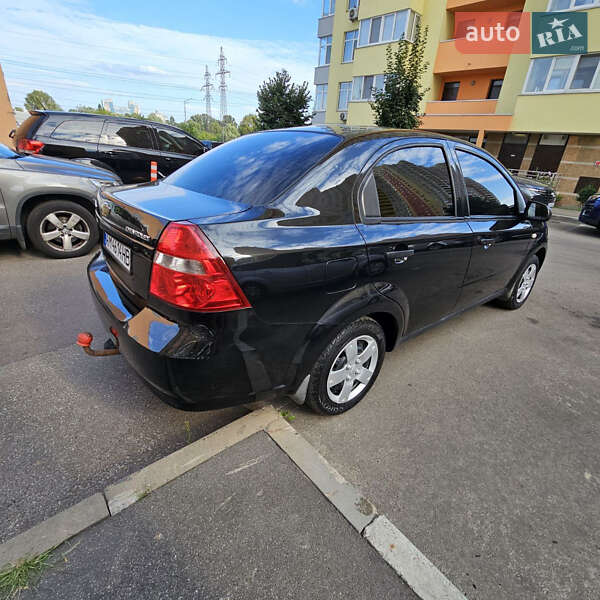Седан Chevrolet Aveo 2006 в Ивано-Франковске