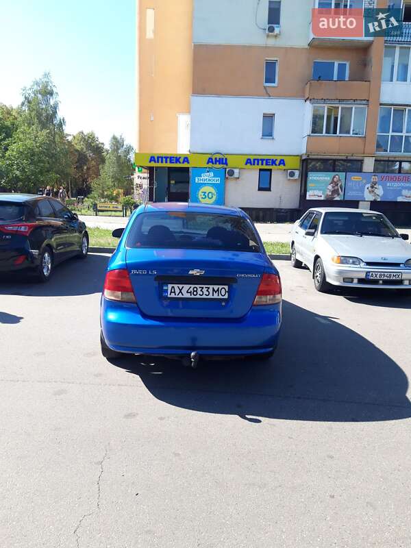 Седан Chevrolet Aveo 2004 в Харькове