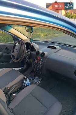 Седан Chevrolet Aveo 2006 в 