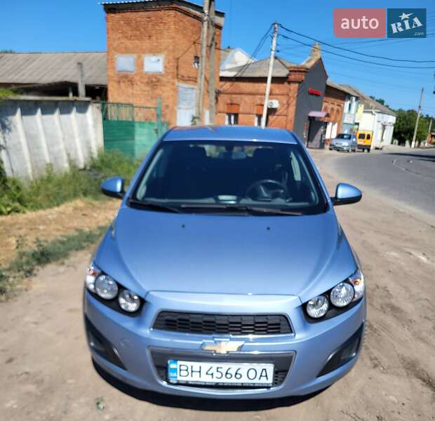 Хетчбек Chevrolet Aveo 2012 в Ананьїві