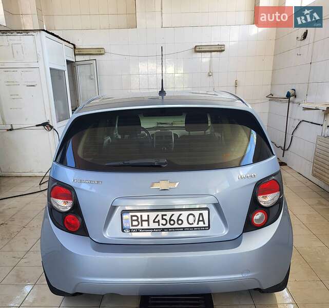 Хетчбек Chevrolet Aveo 2012 в Ананьїві