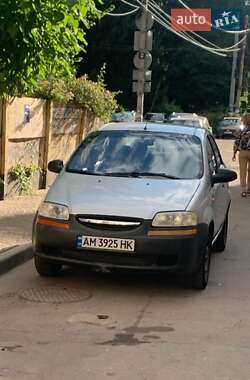 Седан Chevrolet Aveo 2005 в Житомире