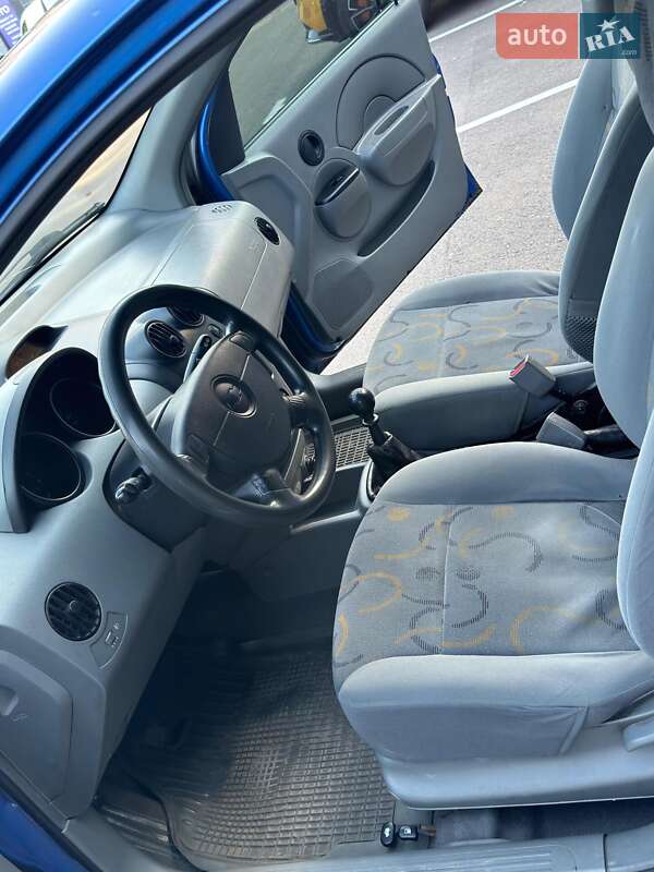 Хэтчбек Chevrolet Aveo 2005 в Киеве фото 2 Хэтчбек Chevrolet Aveo 2005 в Киеве