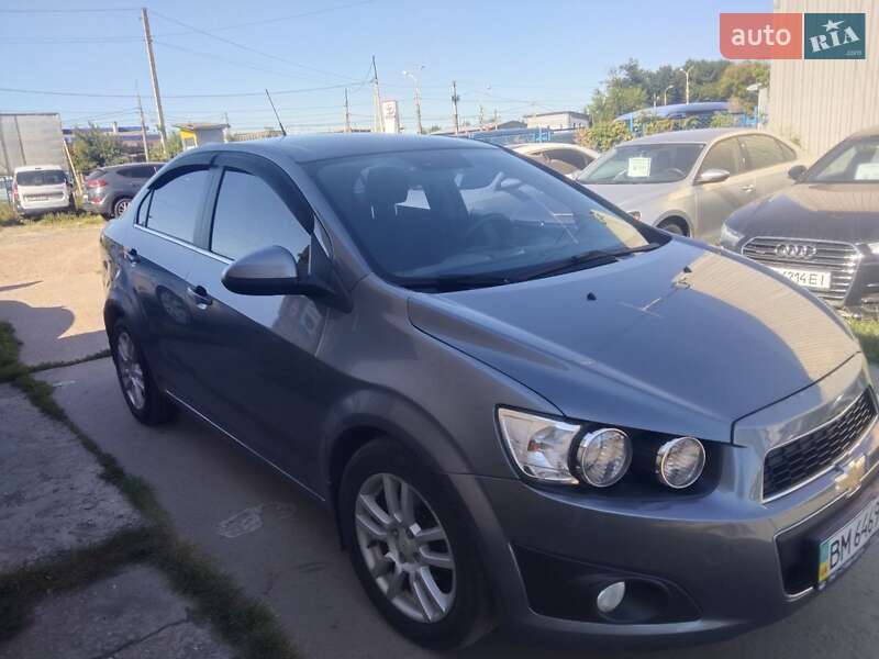 Седан Chevrolet Aveo 2014 в 