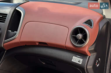 Хэтчбек Chevrolet Aveo 2011 в 