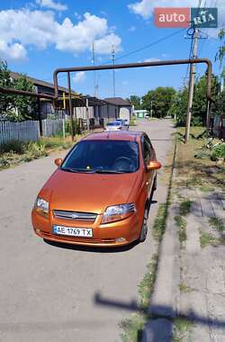 Хэтчбек Chevrolet Aveo 2007 в 