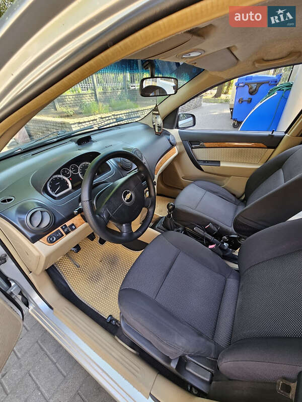 Седан Chevrolet Aveo 2008 в Запорожье