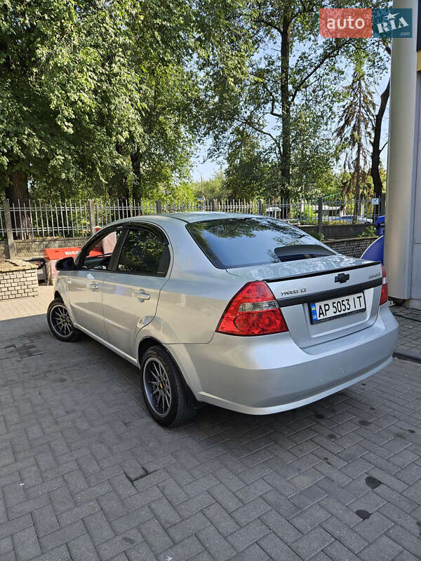 Седан Chevrolet Aveo 2008 в Запорожье