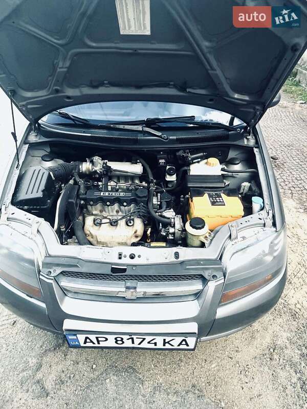 Хэтчбек Chevrolet Aveo 2007 в Вольнянске