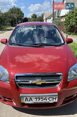 Седан Chevrolet Aveo 2008 в Прилуках