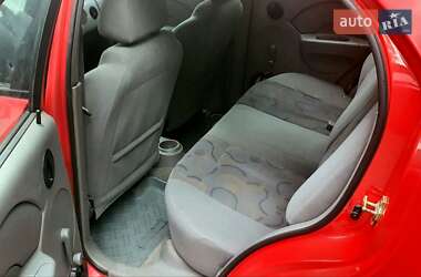 Седан Chevrolet Aveo 2005 в 