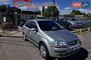Седан Chevrolet Aveo 2005 в Николаеве