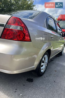 Седан Chevrolet Aveo 2008 в 